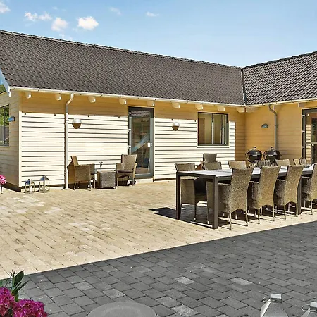 Luxury Wellness Retreat - By Traum *